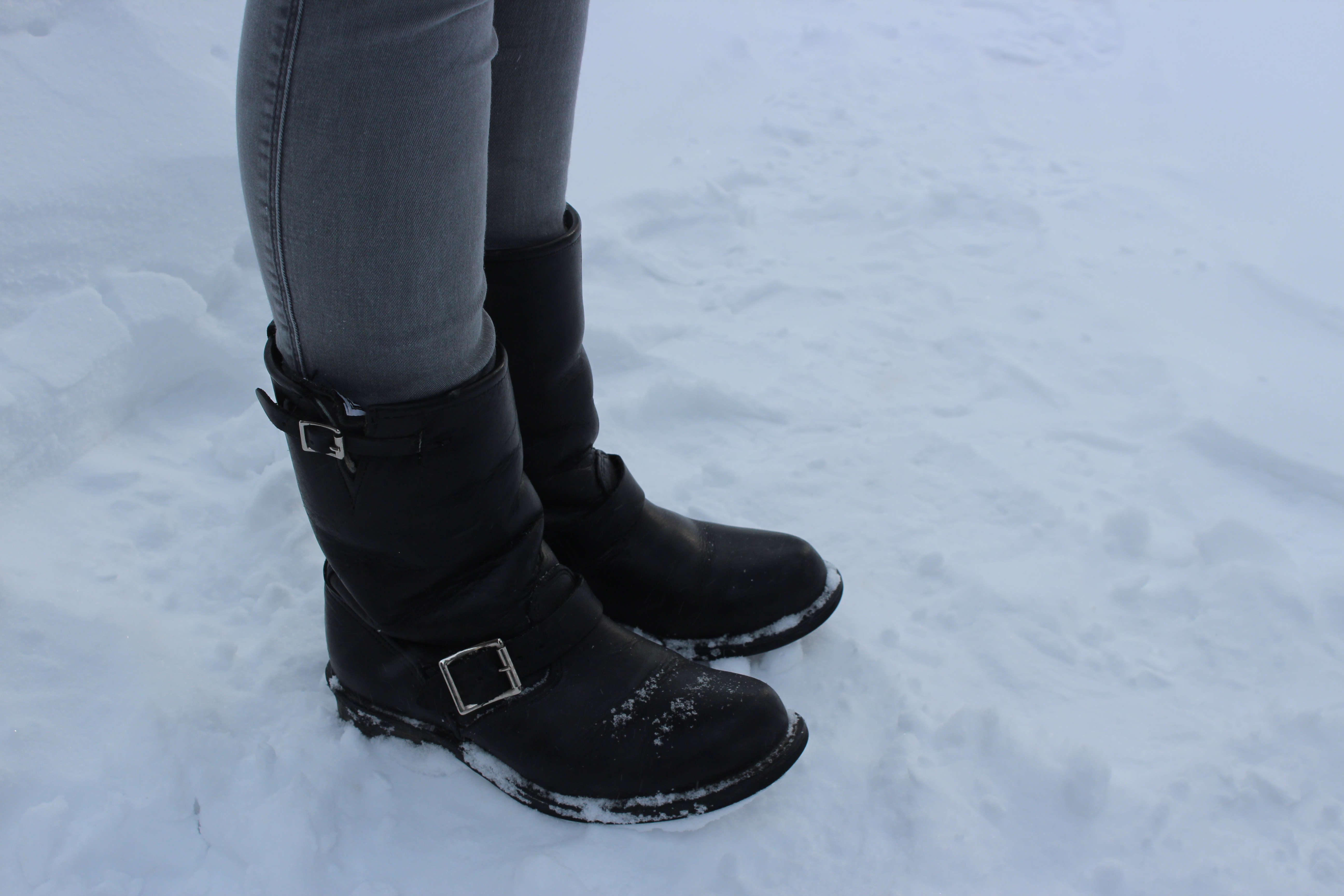 feminine winter boots